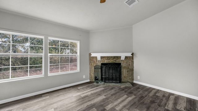 3211 Evergreen Drive, Granbury, TX 76048