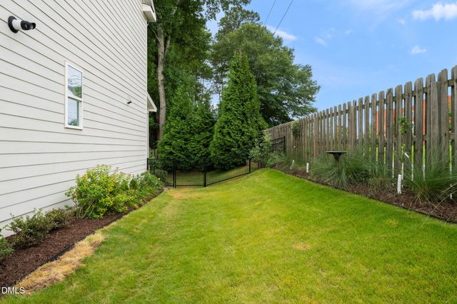 2629 Flora View Court, Apex, NC 27502