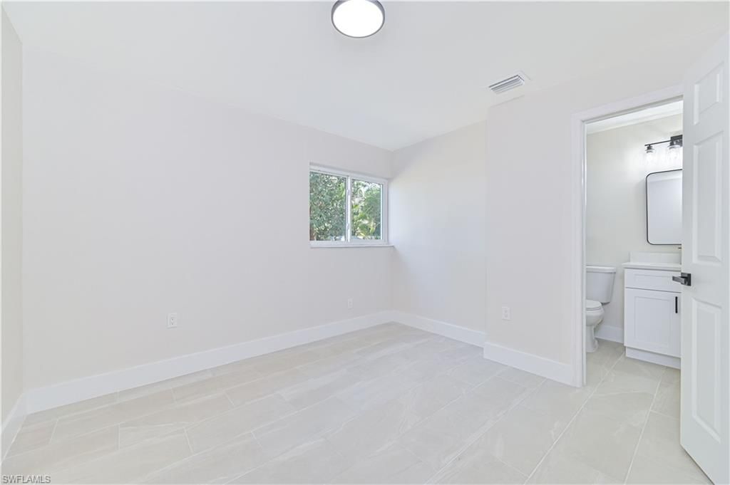 Image 15 of property listing at 115 SE 24th AVE A+B, Cape Coral, FL 33990