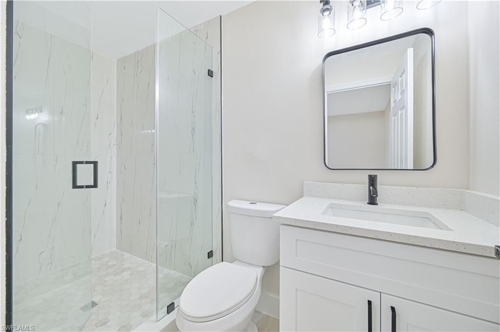 Image 18 of property listing at 115 SE 24th AVE A+B, Cape Coral, FL 33990