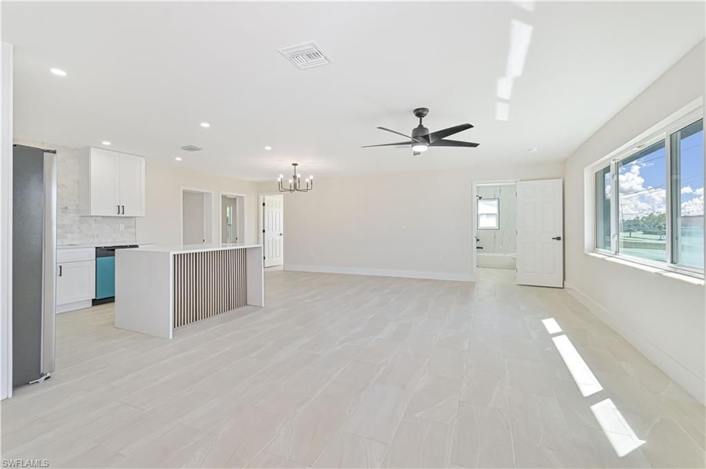 Image 23 of property listing at 115 SE 24th AVE A+B, Cape Coral, FL 33990