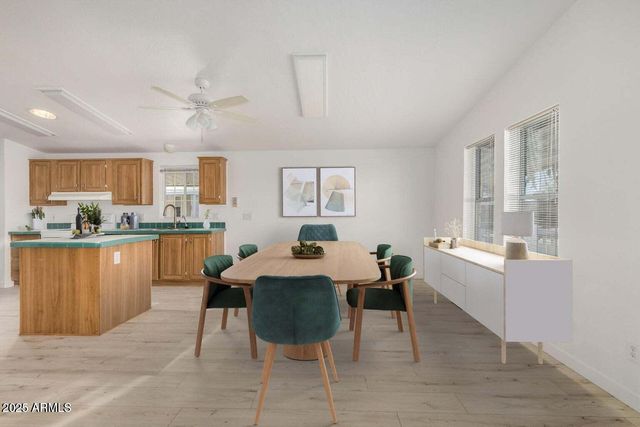 1634 E Michelle Drive, Phoenix, AZ 85022