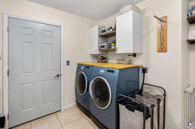 9074 Tonya Terr., Manhattan, KS 66502