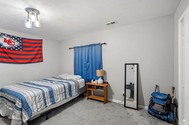 9074 Tonya Terr., Manhattan, KS 66502