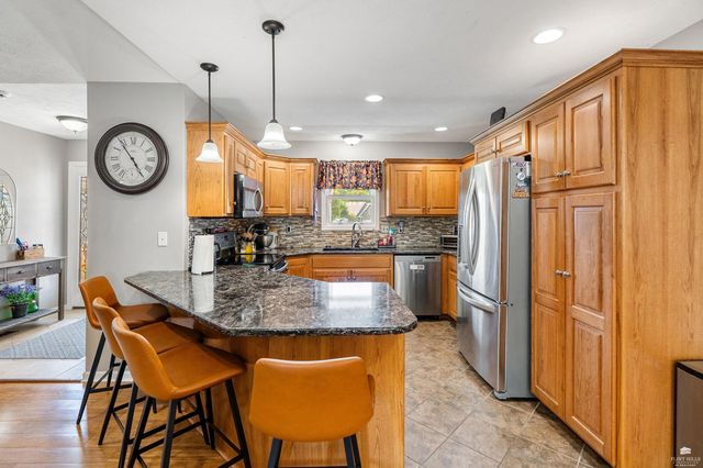 9074 Tonya Terr., Manhattan, KS 66502