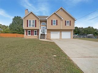 210 Woodbridge Drive, Dallas, GA 30157