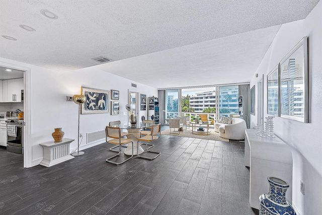 2760 S Ocean Boulevard 310, Palm Beach, FL 33480