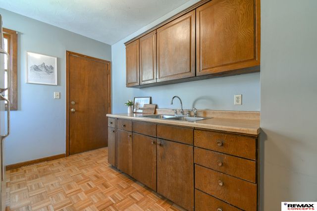 1444 Dakota Street, Lincoln, NE 68502
