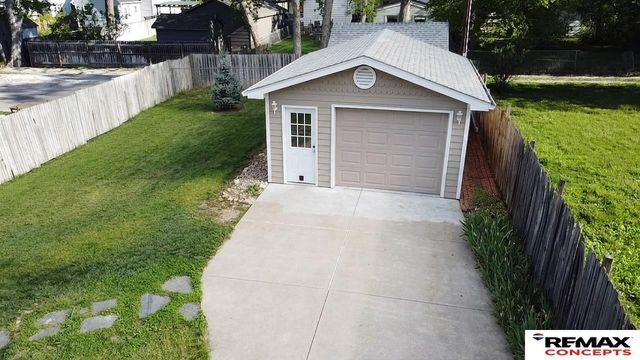 1444 Dakota Street, Lincoln, NE 68502