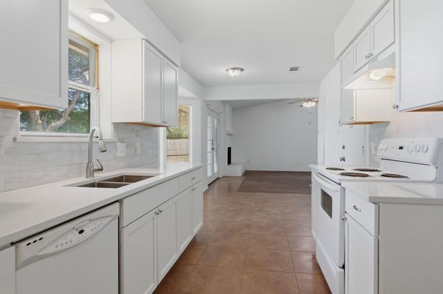 6413 Melinda Court, Watauga, TX 76148
