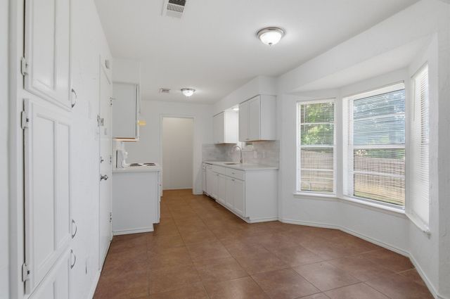 6413 Melinda Court, Watauga, TX 76148