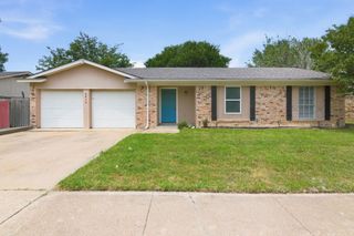 6413 Melinda Court, Watauga, TX 76148