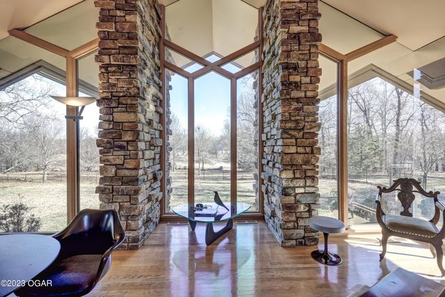 5594 Rivercrest Valley Drive, Joplin, MO 64804