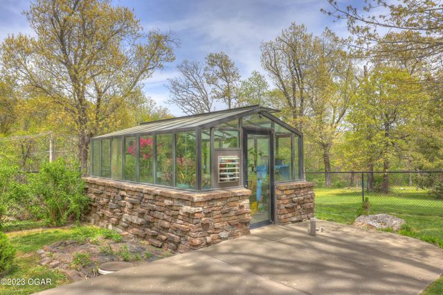 5594 Rivercrest Valley Drive, Joplin, MO 64804