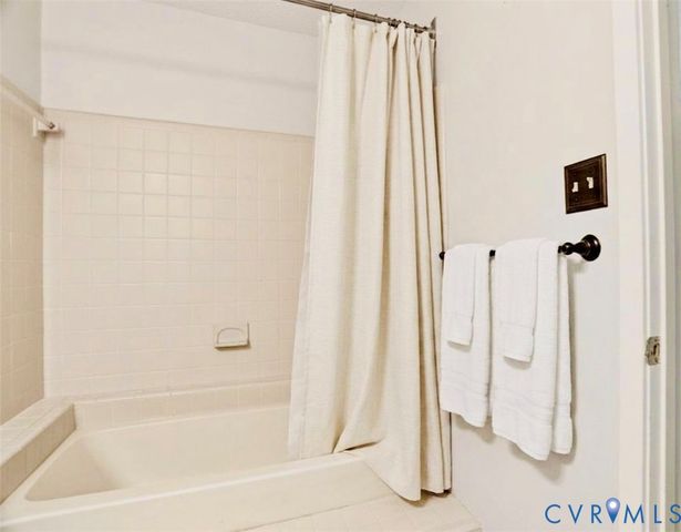 8041 Buford Commons, Chesterfield, VA 23235