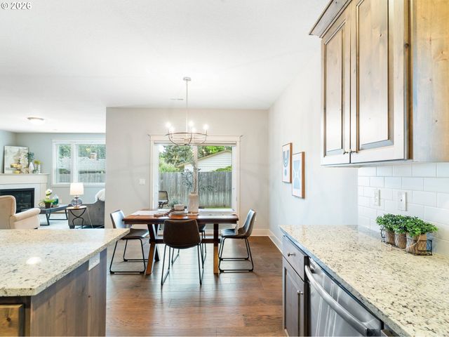 415 E RENTFRO Way, Newberg, OR 97132