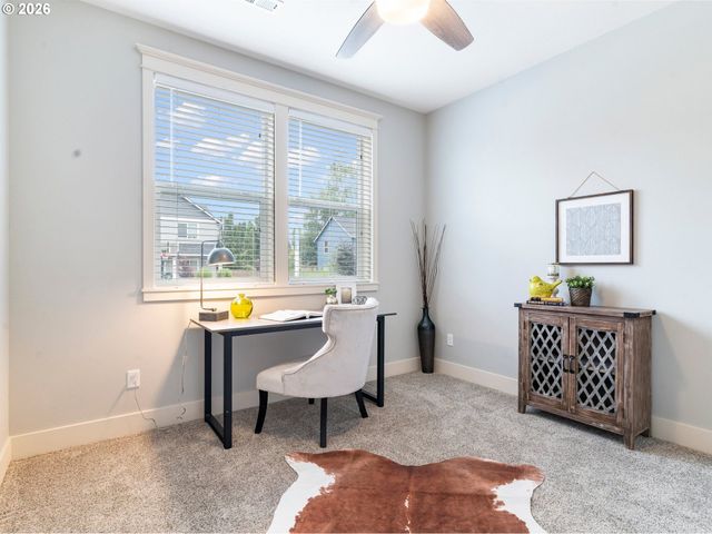 415 E RENTFRO Way, Newberg, OR 97132