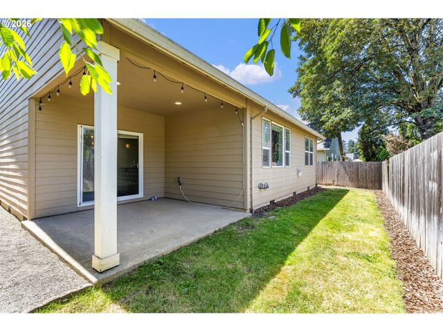 415 E RENTFRO Way, Newberg, OR 97132