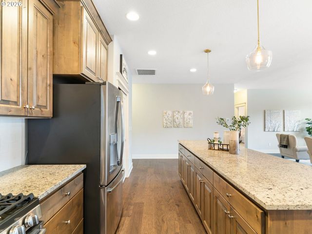 415 E RENTFRO Way, Newberg, OR 97132