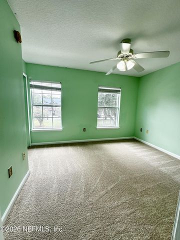 1520 FIELDVIEW Drive, Jacksonville, FL 32225
