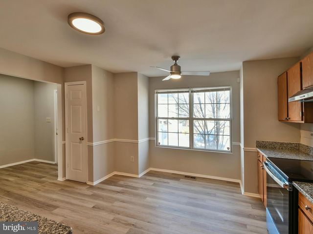 211 GREEN FERN WAY, Halethorpe, MD 21227