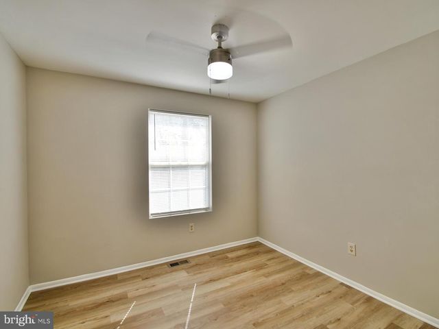 211 GREEN FERN WAY, Halethorpe, MD 21227