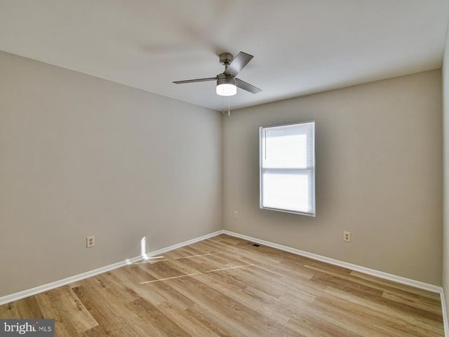 211 GREEN FERN WAY, Halethorpe, MD 21227