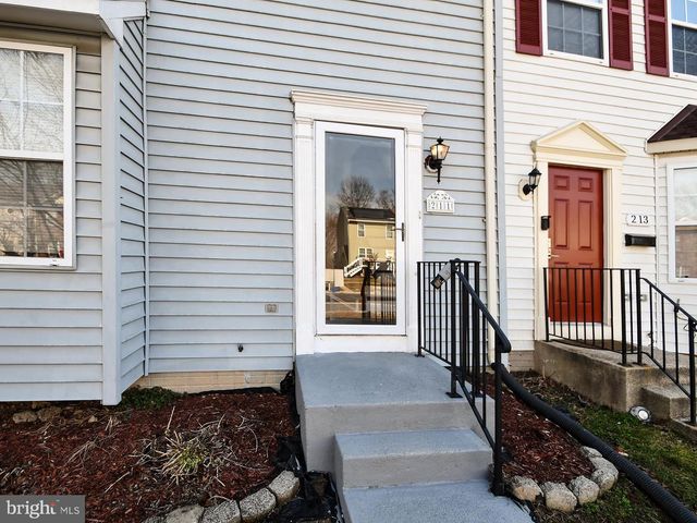 211 GREEN FERN WAY, Halethorpe, MD 21227