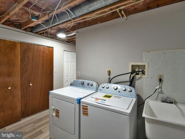 211 GREEN FERN WAY, Halethorpe, MD 21227