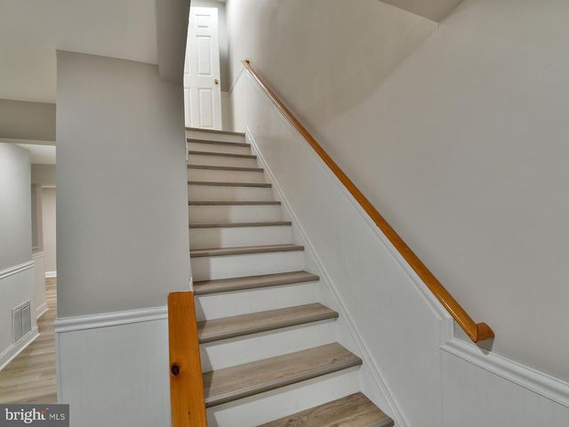 211 GREEN FERN WAY, Halethorpe, MD 21227