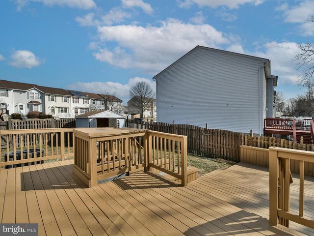 211 GREEN FERN WAY, Halethorpe, MD 21227