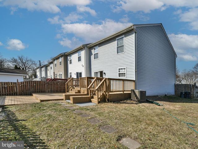 211 GREEN FERN WAY, Halethorpe, MD 21227