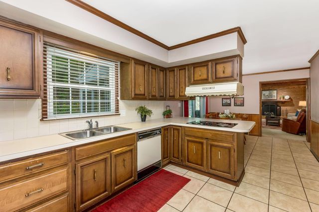 661 Swansea Road, Newark, OH 43055