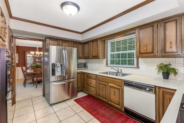 661 Swansea Road, Newark, OH 43055
