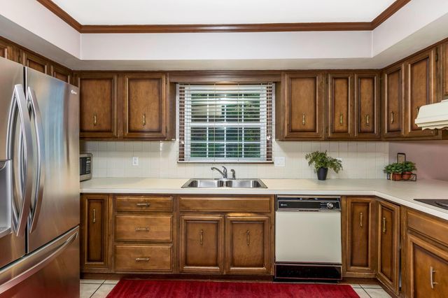 661 Swansea Road, Newark, OH 43055