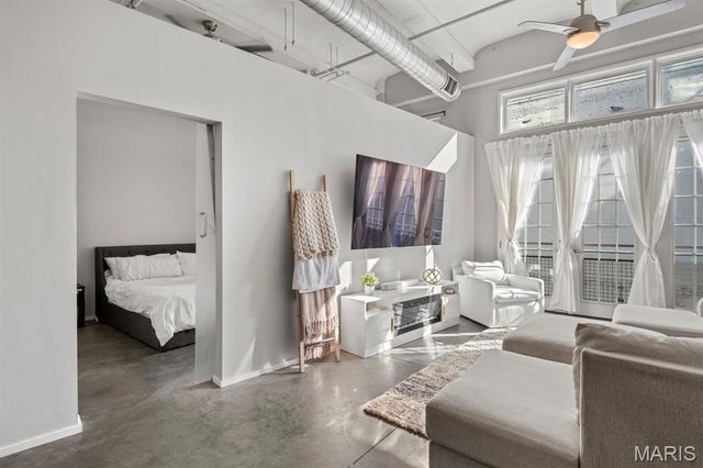 1136 Washington Avenue 811, St Louis, MO 63101