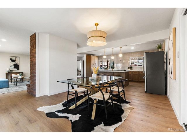 835 Hillside Ct, Longmont, CO 80501
