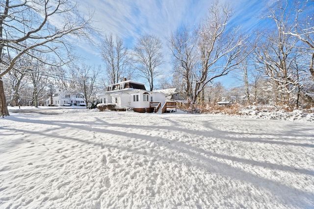 535 Webster Street, Hanover, MA 02339