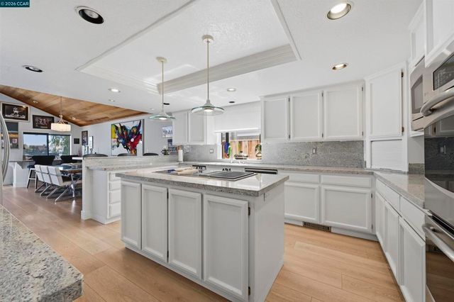 2027 Windward Pt, Discovery Bay, CA 94505