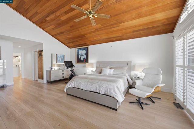 2027 Windward Pt, Discovery Bay, CA 94505