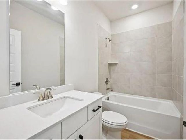 411 Elise Way, Lawrenceville, GA 30045