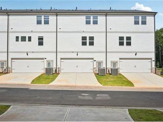 411 Elise Way, Lawrenceville, GA 30045
