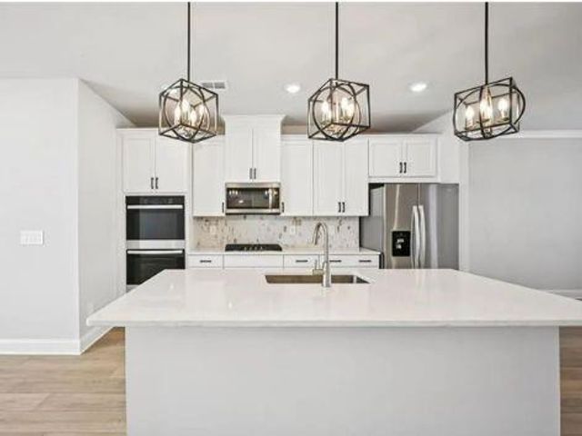 411 Elise Way, Lawrenceville, GA 30045