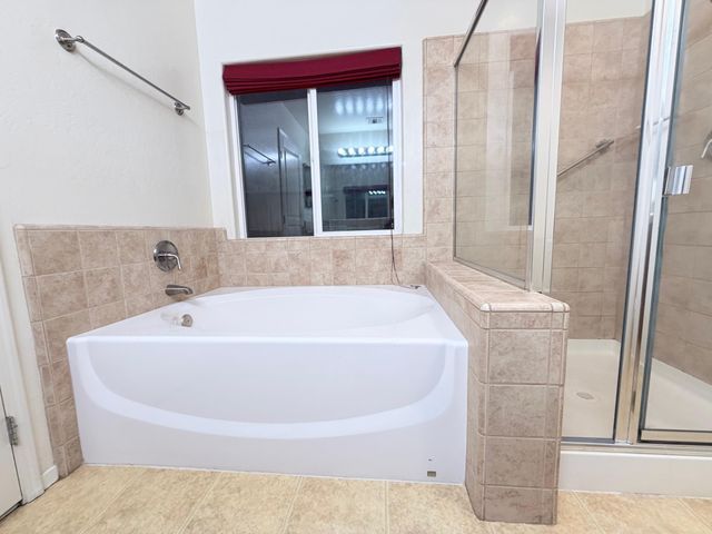 2499 Tempranillo Drive, Tulare, CA 93274