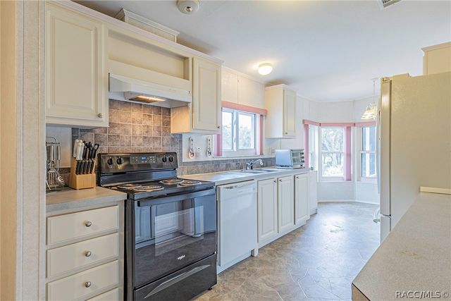 3950 N Calumet Terrace, Hernando, FL 34442