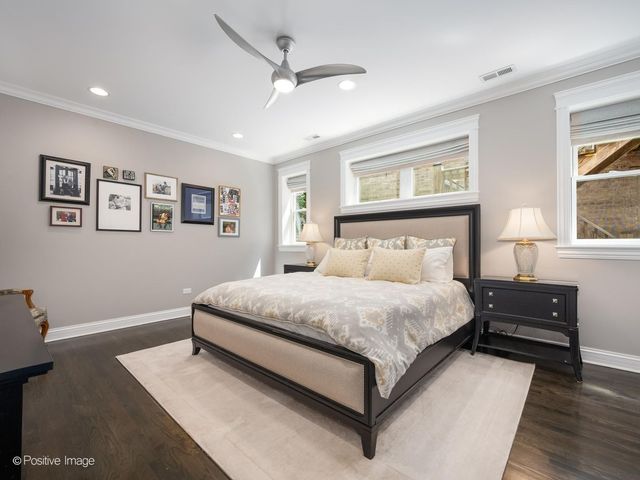 1238 W ARGYLE Street 3, Chicago, IL 60640