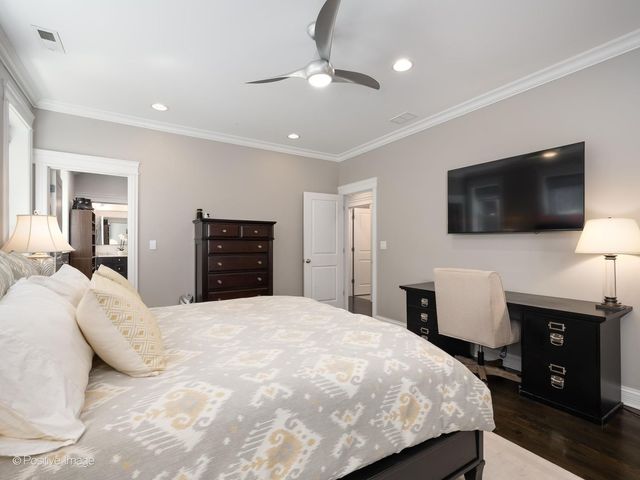 1238 W ARGYLE Street 3, Chicago, IL 60640