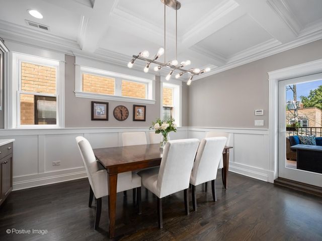 1238 W ARGYLE Street 3, Chicago, IL 60640