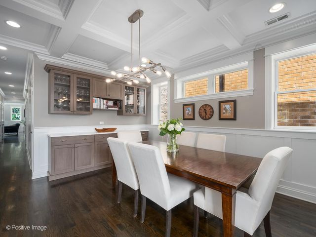 1238 W ARGYLE Street 3, Chicago, IL 60640