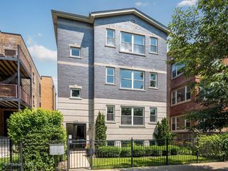 1238 W ARGYLE Street 3, Chicago, IL 60640